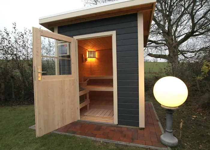 Wiesengrund Mit Sauna, *